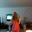 Vanessa Kosta - kubanisches Glammour-Transen-Model strippt und bietet Sex als Escortdienstleistung - nicht besuchbar