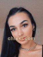 Amelia, 28 Jahre alt mit schwarzen Haaren und BH 70C - Kategorie: Callgirls und Escort aus Frankfurt am Main (Diamond Escort)