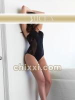 Svenja, 27 Jahre alt mit braunen Haaren und BH 75 B - Kategorie: Callgirls und Escort aus Köln (AROS Escort)