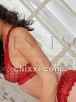 Fernanda, 25 Jahre alt mit brünetten Haaren und BH 75C - Kategorie: Callgirls und Escort aus Hamburg (Mistress Escort)