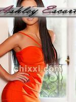 Stefanie Lesch, 31 Jahre alt mit schwarzen Haaren und BH 75 C - Kategorie: Callgirls und Escort aus Hamburg (Ashley Escort)