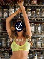Jasmin, 25 Jahre alt mit blonden Haaren und BH 75 B - Kategorie: Callgirls und Escort aus Hamburg (Marina Escort)