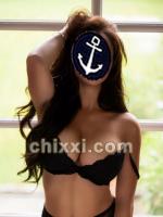 Crina, 26 Jahre alt mit schwarzen Haaren und BH 75 B - Kategorie: Callgirls und Escort aus Hamburg (Marina Escort)