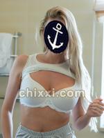 Emerson, 30 Jahre alt mit blonden Haaren und BH 75 B - Kategorie: Callgirls und Escort aus Hamburg (Marina Escort)