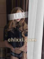 Lisa, 24 Jahre alt mit blonden Haaren und BH 75B - Kategorie: Callgirls und Escort aus München (LEA-Escorts)