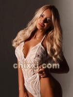 Emily, 22 Jahre alt mit blonden Haaren und BH 75 B - Kategorie: Callgirls und Escort aus Frankfurt am Main (Privatmodelle Frankfurt)