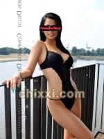 Patricia Warner, 23 Jahre alt mit schwarzen Haaren - Kategorie: Callgirls und Escort aus Hamburg (Companion Deluxe)