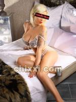 Verena Braun, 28 Jahre alt mit blonden Haaren - Kategorie: Callgirls und Escort aus München (Companion Deluxe)