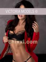 Samira, 31 Jahre alt mit schwarzen Haaren und BH 75D - Kategorie: Callgirls und Escort aus Frankfurt (Victoria Models)