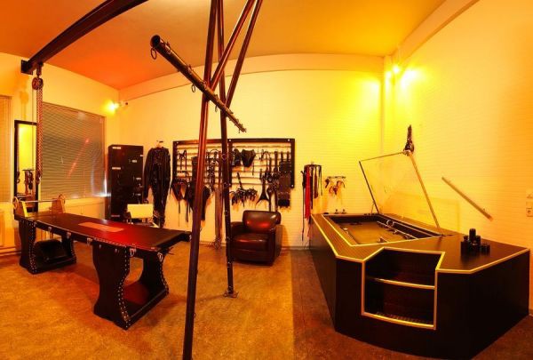 dominastudio berlin sm praktiken dominastudio berlin sm praktiken